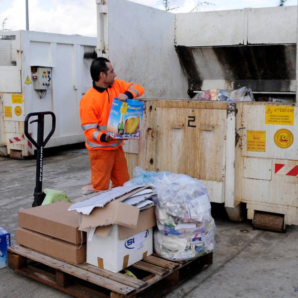 Tassa rifiuti in Umbria: per Uil la stangata sta passando in silenzio