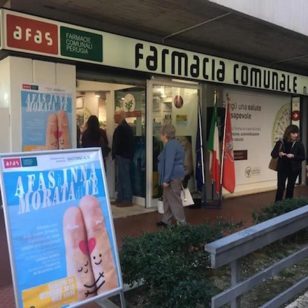 Tumore al seno, riparte la campagna di L’Aura con Afas: gli appuntamenti nelle farmacie di Perugia 