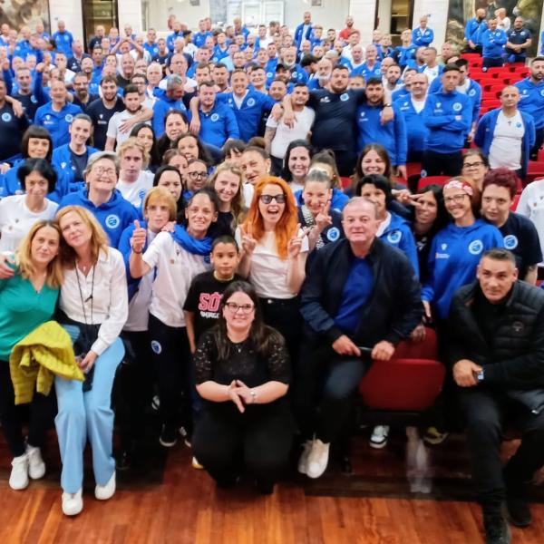 Noemi, una visita a sorpresa alla Comunità Incontro