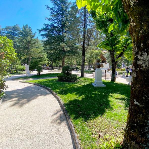 Gualdo Tadino, riconsegnati alla città i giardini pubblici ‘Rolando Pinacoli’