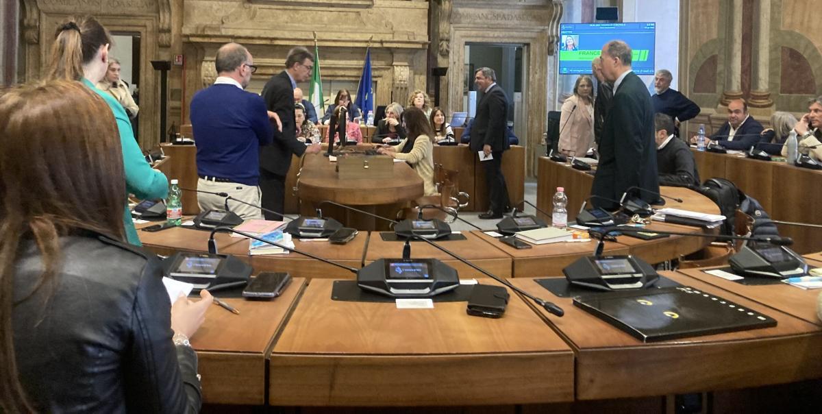 Terni, Francescangeli confermata alla presidenza del Consiglio comunale. Sulla Tari si prende tempo