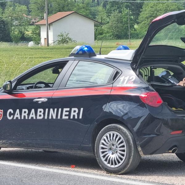 Gubbio, minaccia la madre e viene arrestato per estorsione