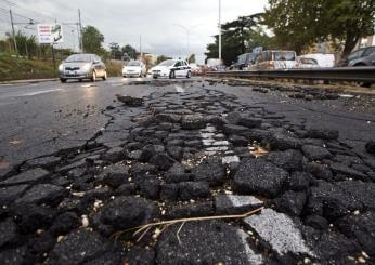 Niente più soldi per i lavori sulla strada di San Martino in Colle. I residenti chiedono conto al Comune dei 70mila euro stanziati