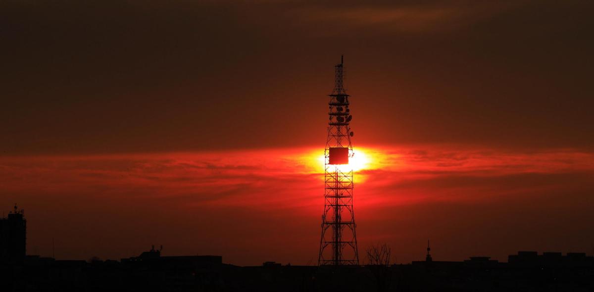 Gli abitanti di San Martino in Colle contro l’antenna con tecnologia 5G: “Danno paesaggistico”