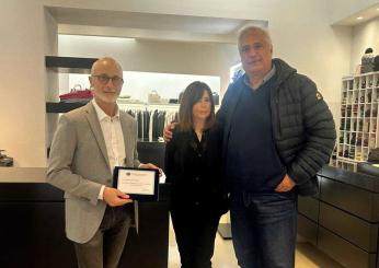 Terni, Confcommercio premia Lupattelli per i 70 di attività: “Negozio che interpreta il sentire di una città”