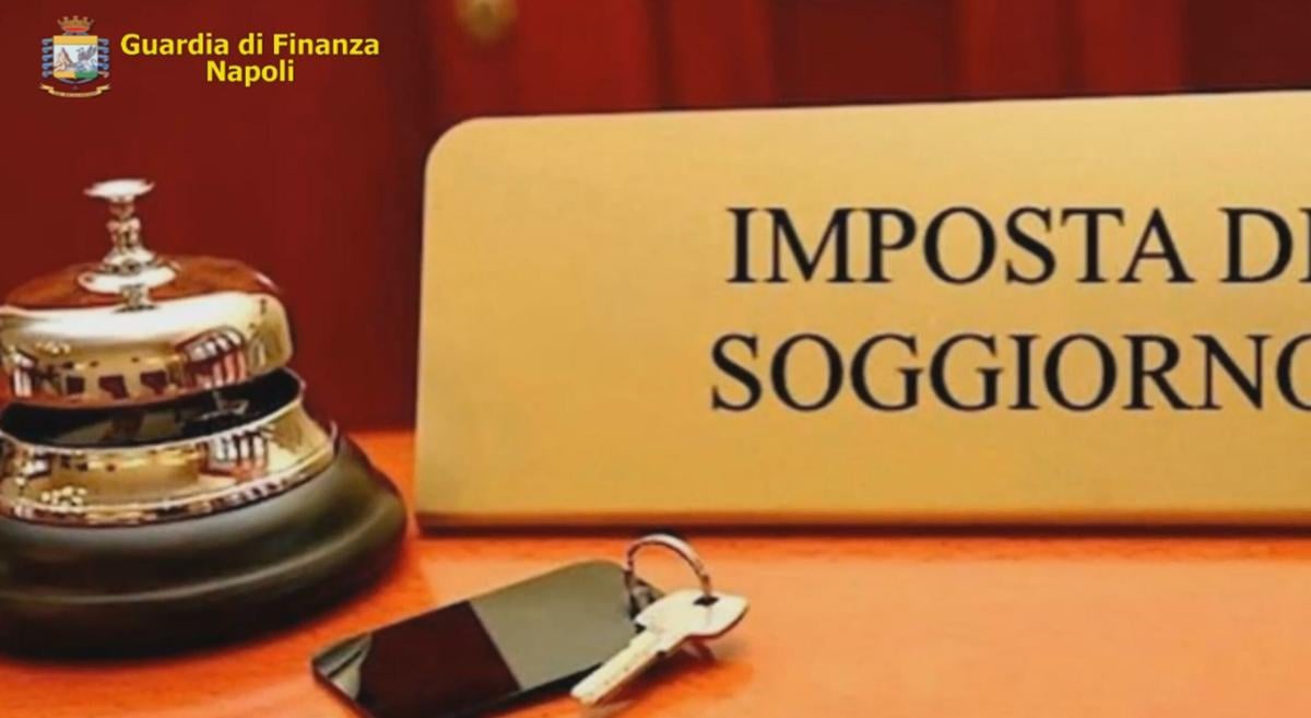 Aumento della tassa di soggiorno a Gubbio: l’ira degli esercenti