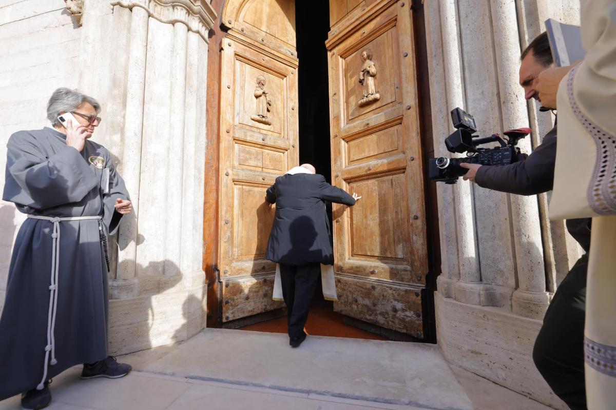 Riapre il Santuario del Sacro Tugurio ad Assisi. Proietti: “Un miracolo”