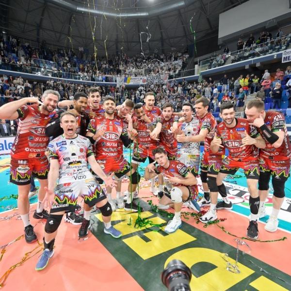 Sir Volley Perugia vola in finale scudetto, schiantata Milano