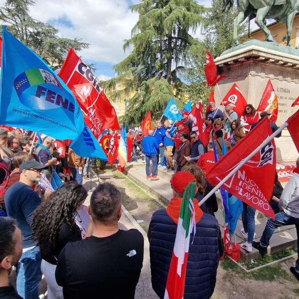 Umbria in sciopero: “Basta morti sul lavoro”