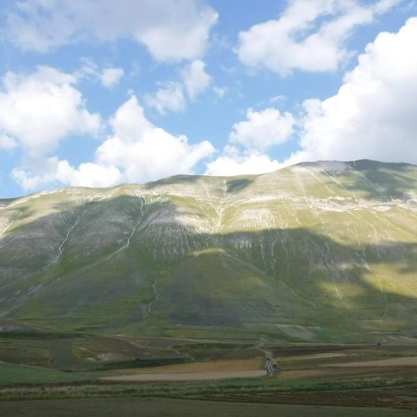 Faglia del Monte Vettore patrimonio geologico mondiale: in Umbria due dei sette geositi italiani