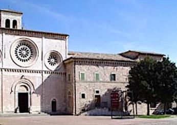 Umbria, chiese ed abbazie da visitare per un’estate tra cultura e spiritualità