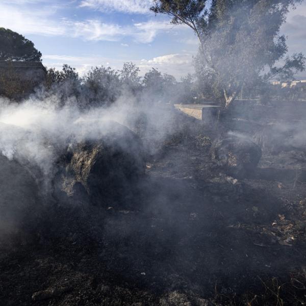 Incendio a Poreta spento: iniziate le operazioni di bonifica