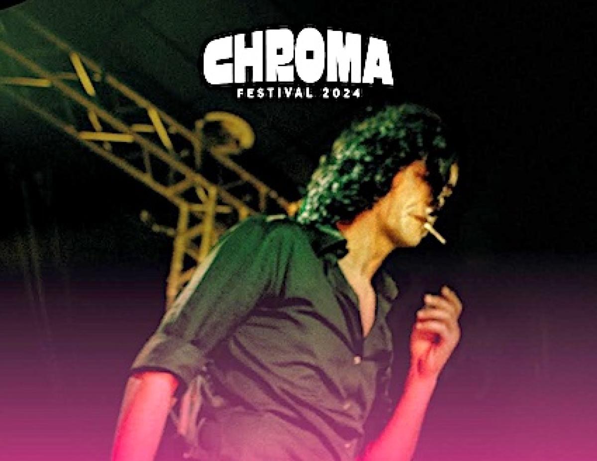 Motta in concerto al Chroma Festival 2024 