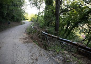 Strada di San Martino in Colle in condizioni pietose. Zappacenere ridotta a discarica di materiale edile