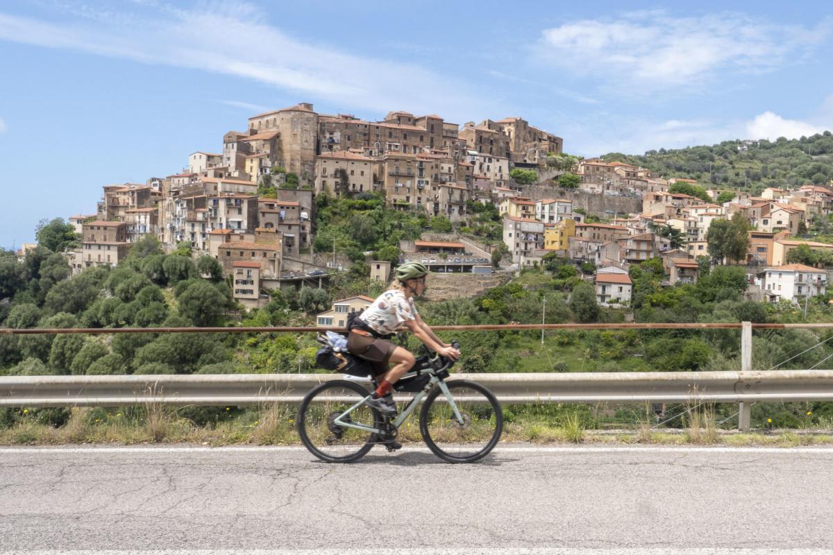 Al via il progetto per la “Ciclovia dei due mari” che attraverserà 20 comuni dell’Umbria