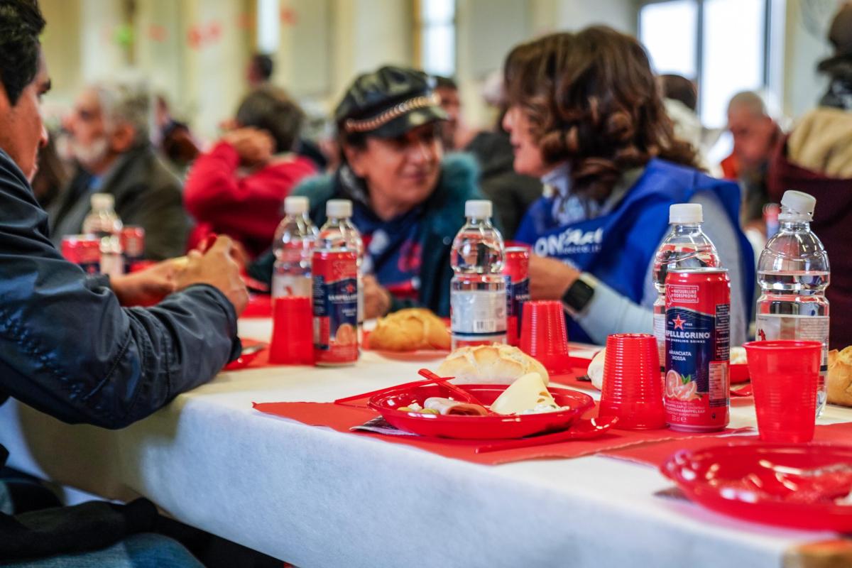 Le festività nella Diocesi di Terni, 150 invitati per il pranzo di Natale della fraternità