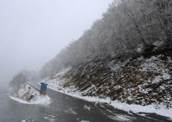 Umbria, non si fermano le nevicate di aprile: Polino è tutta bianca