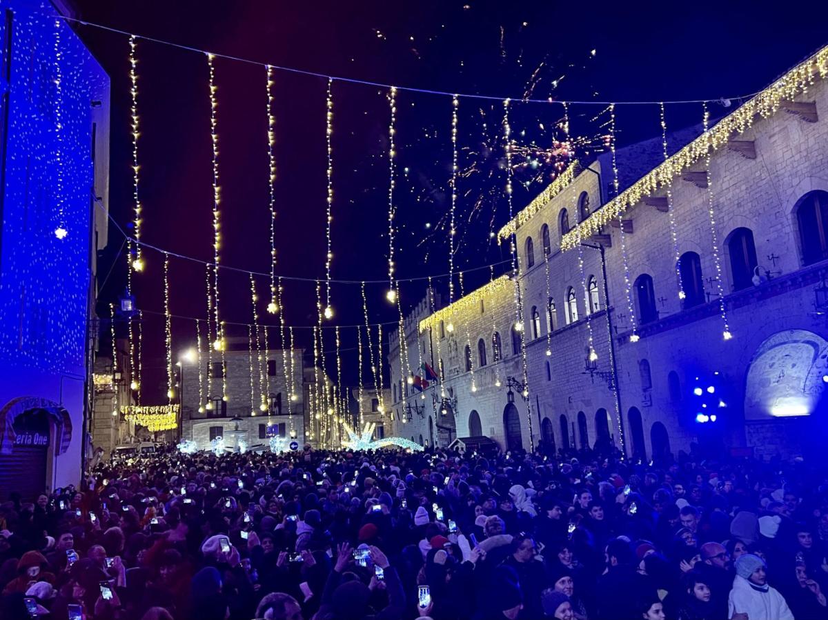 Capodanno in piazza ad Assisi: grande festa con i Panic Funk per accogliere l’arrivo del nuovo anno