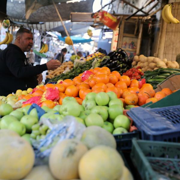 Sospeso il mercato del martedì a Gubbio per due settimane: è caos