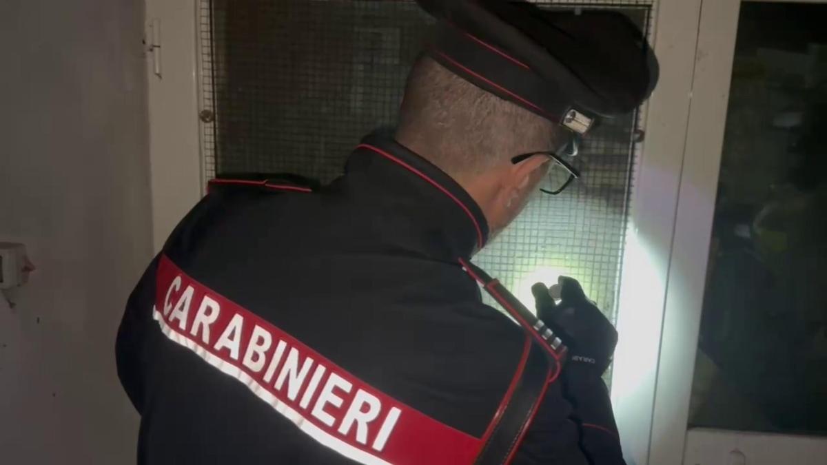 Perugia, Carabinieri assestano un duro colpo allo spaccio di droga: 13 denunce e un arresto