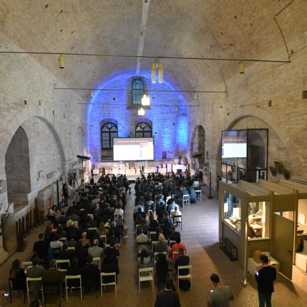 ‘Terracomunica’, la settimana della sostenibilità a Gubbio: date e programma. Intanto a Panicale va in scena l’anteprima di Pan Opera Festival