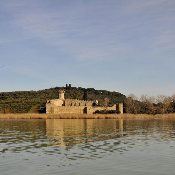 Alla scoperta di Isola Polvese: cosa vedere nell’isola più grande del Lago Trasimeno