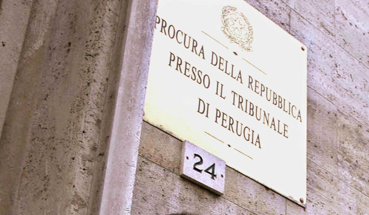 Caso dossier, dopo Melillo atteso Cantone. E spunta l’ipotesi di un “filone segreto”