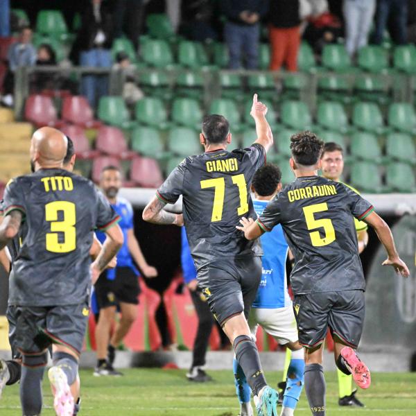 Live / Ternana-Legnago Salus 8-0, termina il match, goleada delle Fere che conquistano la terza vittoria consecutiva