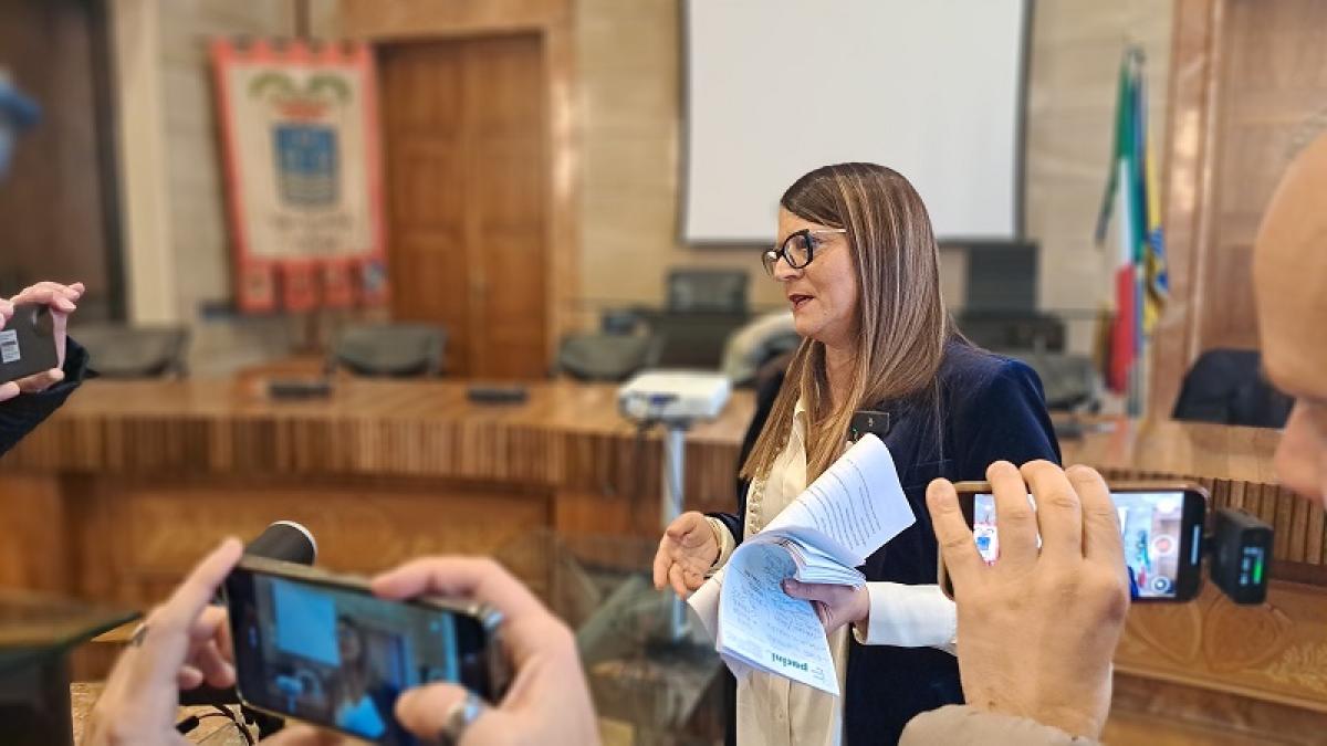 Laura Pernazza dopo la Provincia di Terni, saluta anche il Comune di Amelia: “Conti in ordine e attenzione al territorio”