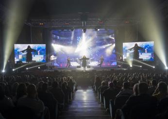 Stella Merano illumina Assisi, la cantautrice perugina vince la sesta edizione del Festival ProSceniUm