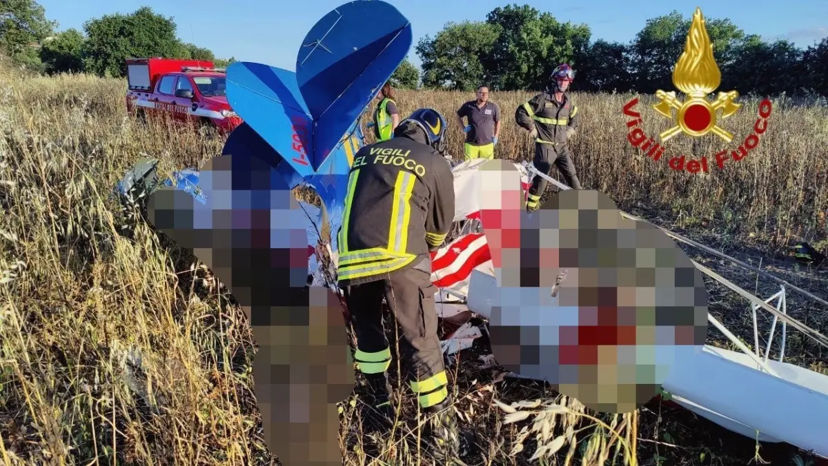 Precipita ultraleggero nei pressi di Perugia, morti due uomini. Il velivolo era decollato dall’aviosuperficie di Montemelino