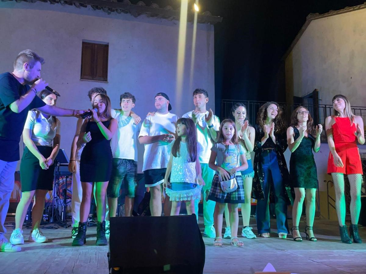 Il Cantagiro secondo Alessandro Cavalieri, direttore artistico per l’Umbria: “Un’atmosfera di festa e amicizia”