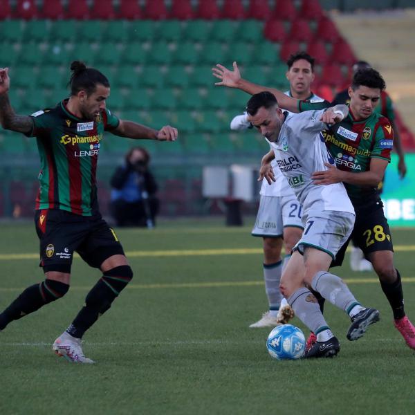 Live / Feralpisalò-Ternana 0-1, termina il match, non basta la vittoria alle Fere per evitare i play out, i rossoverdi incontreranno il Bari