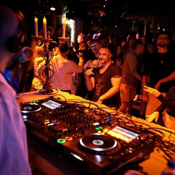 Movida a Terni, col nuovo regolamento un’ora in più di musica nel week end