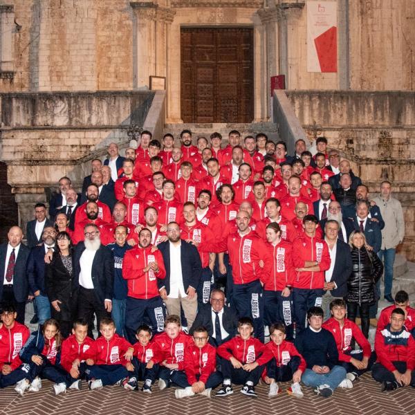 Rugby Gubbio, inizia la stagione in B: domenica c’è San Benedetto