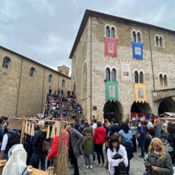 La Primavera Medievale torna a Bevagna 