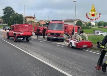 Statale 318 chiusa circa un’ora per incendio causato da mozzicone di sigaretta