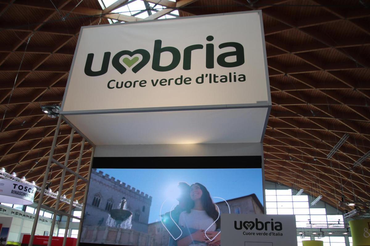 Turismo, l’Umbria può superare i 7 milioni di visitatori nel 2024. Indagine dell’AUR