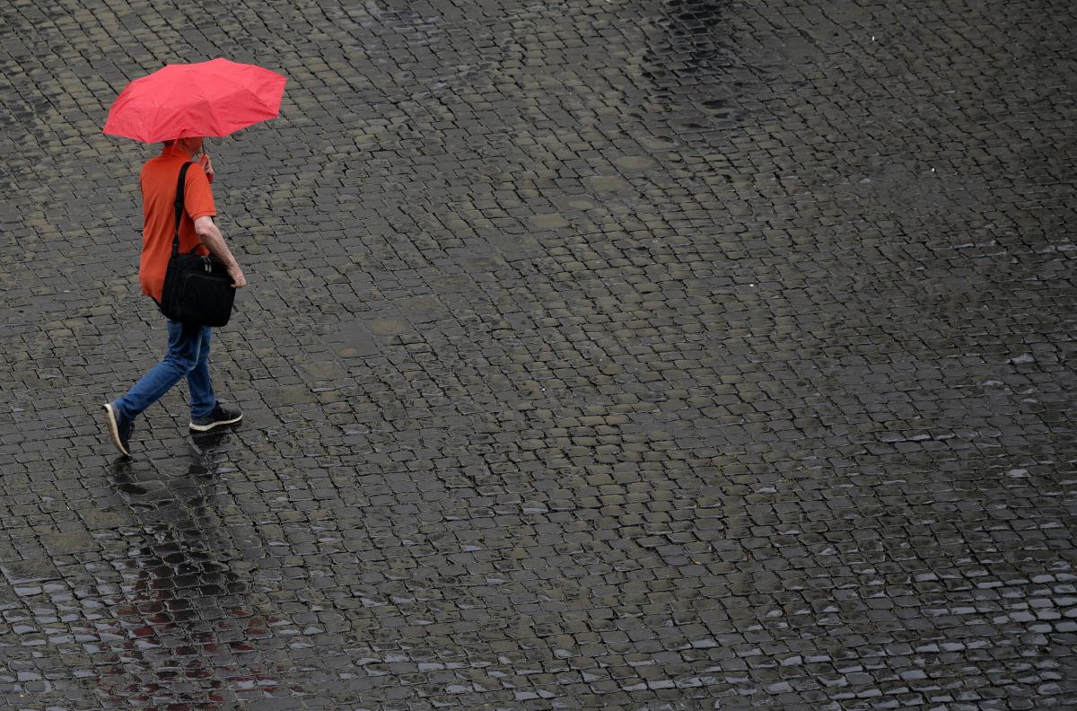 Meteo in Umbria per il fine settimana del 5 e 6 ottobre: c’è una nuova allerta gialla. Miglioramento domenica