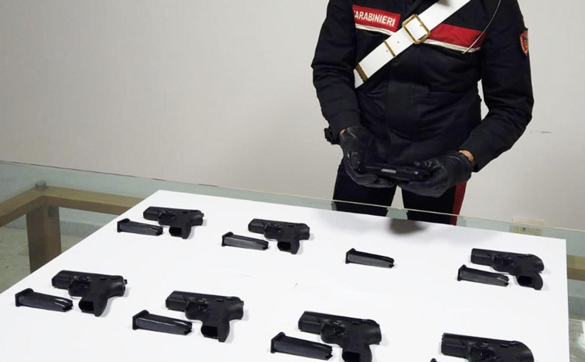 San Giustino, spara al vicino con la pistola da soft air: scatta la denuncia