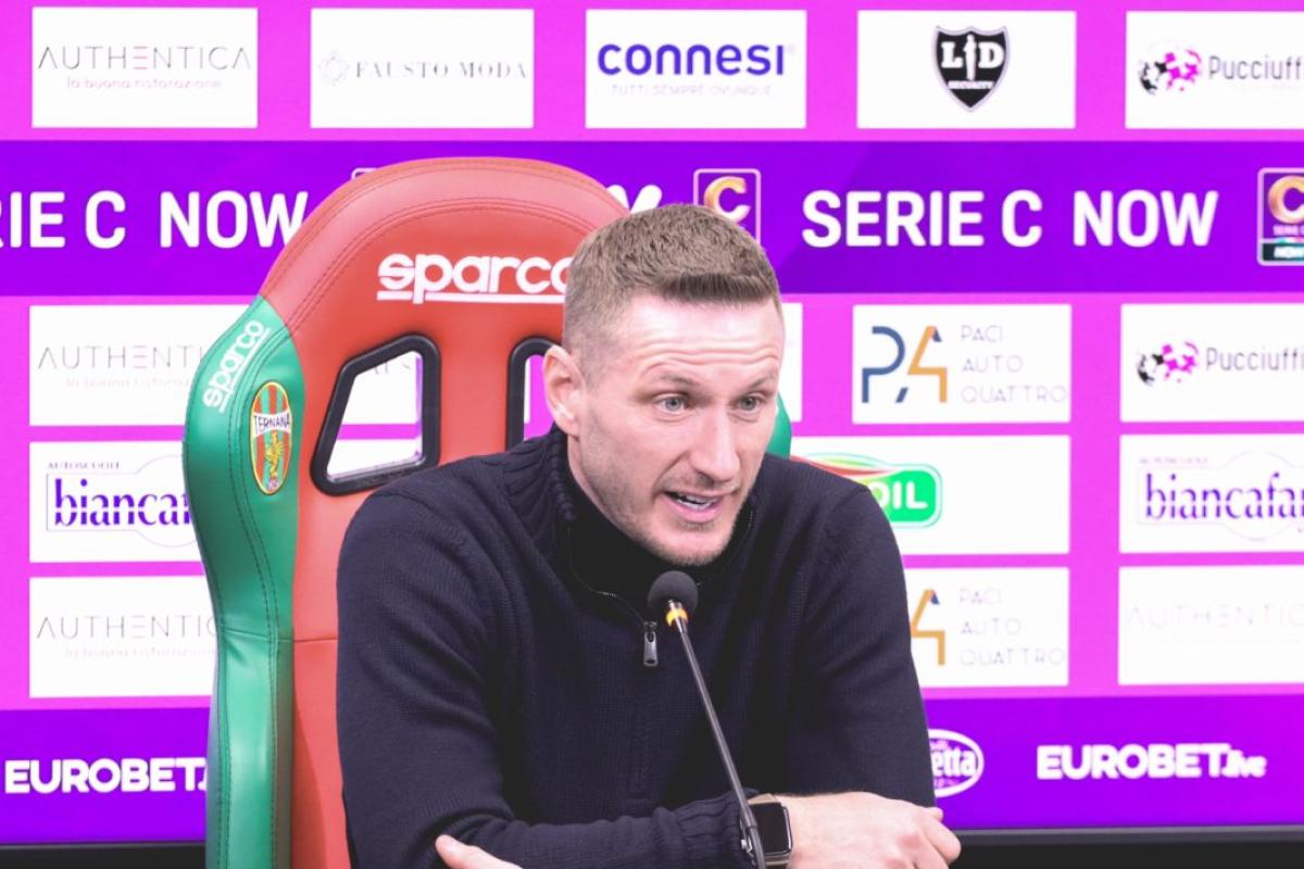 Ternana-Arezzo, Abate: “Sfida difficile, qui solo per i ragazzi”