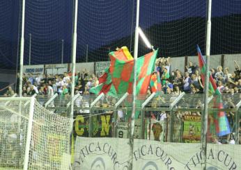 Ternana, dura contestazione dei tifosi nei confronti di Guida