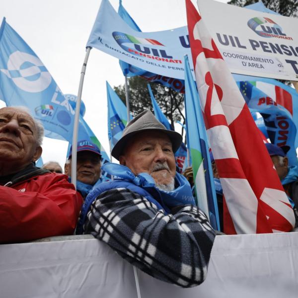 Terni, sciopero CGIL e UIL: in migliaia in piazza per la manifestazione regionale del 29 novembre