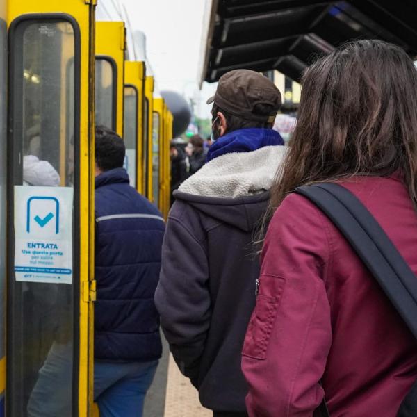 Trasporto pubblico, stangata per gli studenti umbri: la denuncia del PD