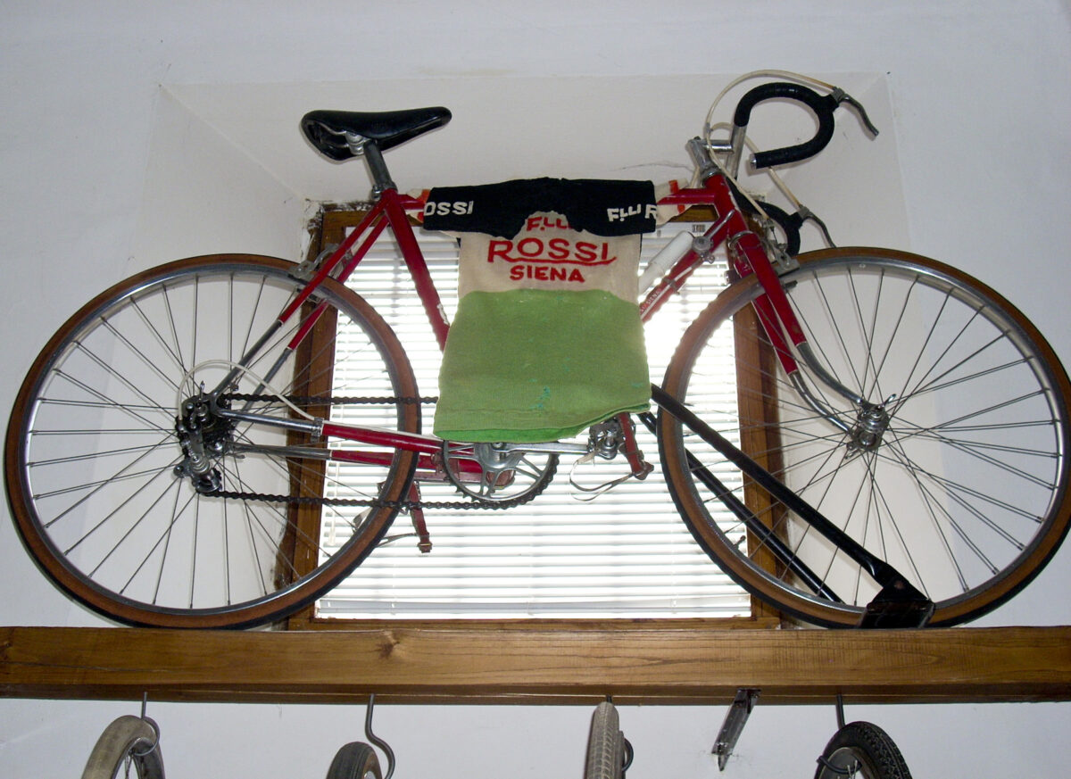 "Ciclismo Epico" a Gubbio in una mostra di bici d'epoca