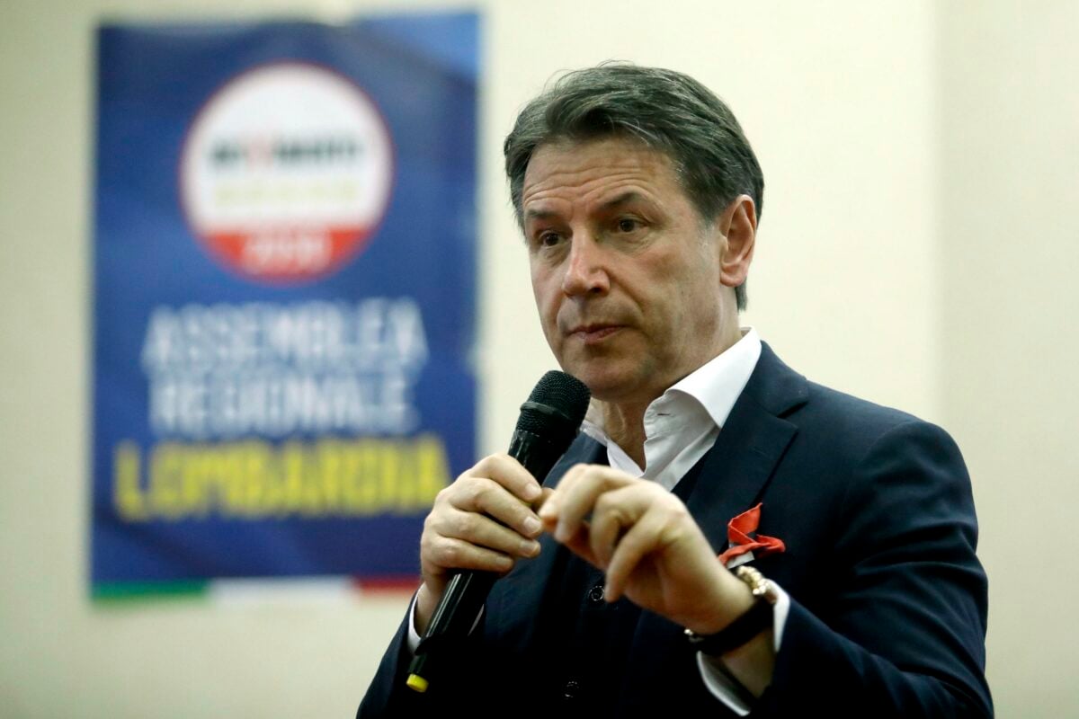 M5s, De Luca: "In Umbria il centrodestra esulta per le nuove opere, ma il merito è del PNRR di Conte"