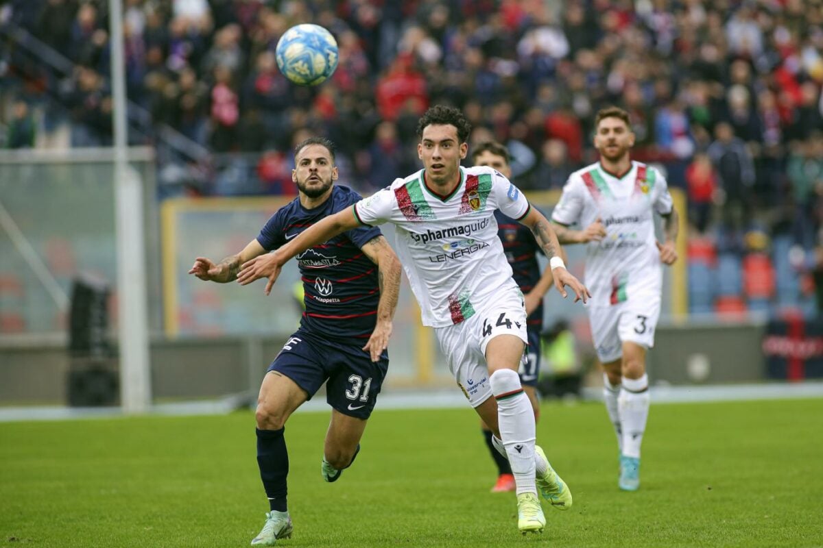 Live / Ternana-Cosenza, 1-0 termina il match, decide il gol nel secondo tempo di Pereiro. Vittoria importante per le Fere