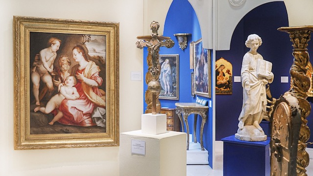 Taglio del nastro per AMAB, la mostra di arte e antiquariato che si fa in due