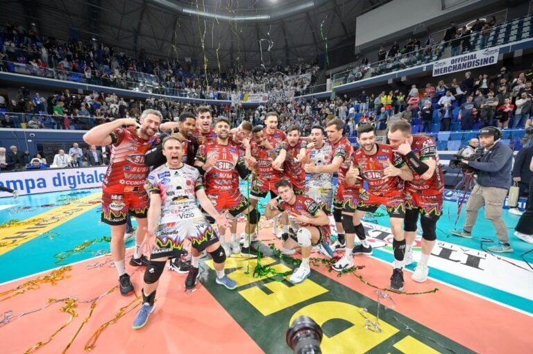 Sir Volley Perugia vola in finale scudetto, schiantata Milano