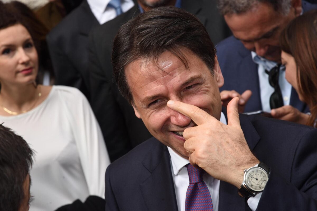 Giuseppe Conte torna in Umbria per sostenere i candidati sindaco del M5s: le tappe del tour